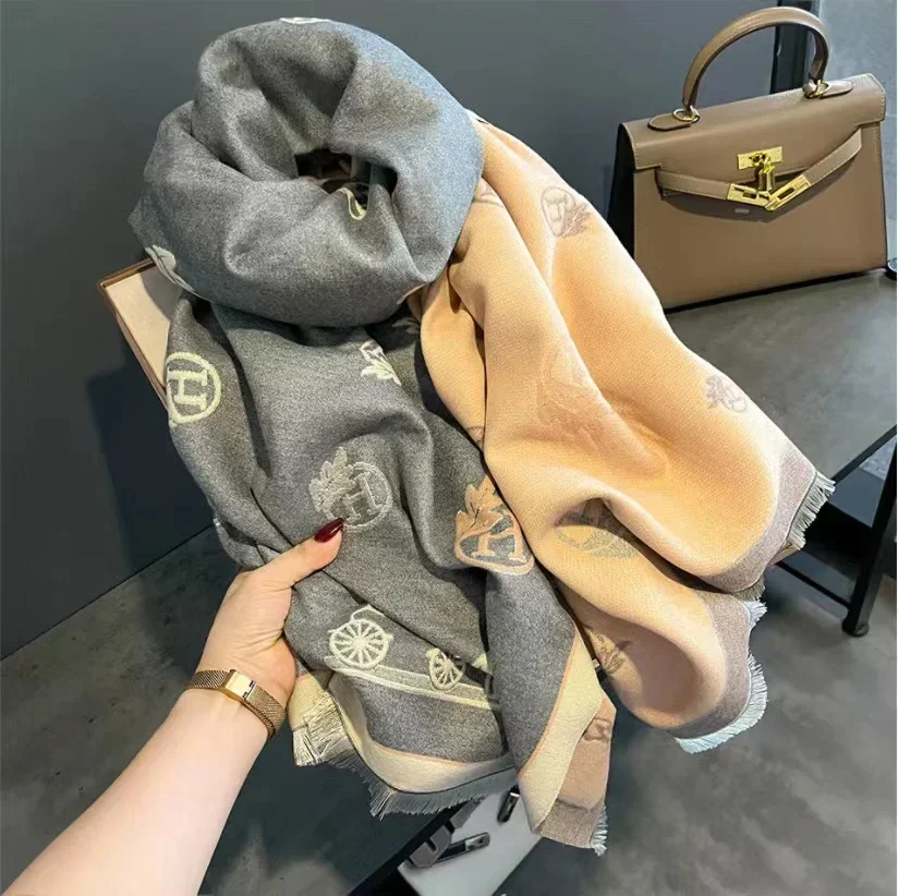 Luxury Autumn winter 2024 New Imitation Cashmere Scarf Women Fashion Versatile Lady Girls Warm Cape Neck Ladies Scarves Écharpes