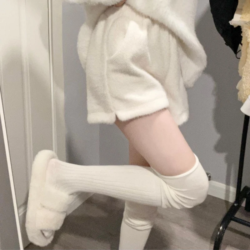 Mink Velvet Cute Shorts Women New Gentle Loose Solid Color Thin Plush Elastic Waist Wide Leg Pants Female Y2k Shorts