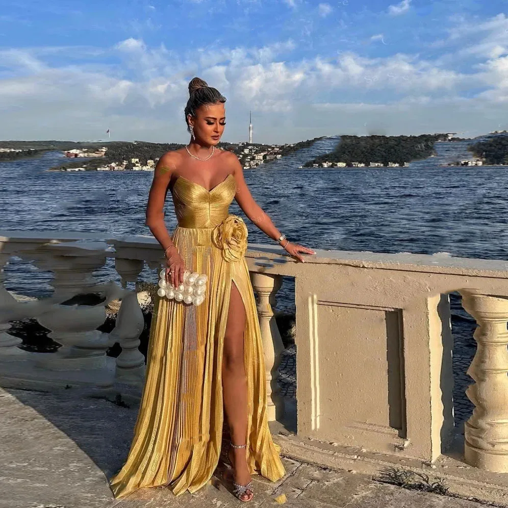 Metallic Sexy Prom Gowns Pleated Handmade Floral Chiffon Split Maxi Dresses For Women Custom Made Gold Prom Gown Long Party Wear