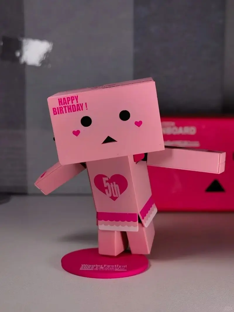 متوفر في المخزون الأصلي REVOLTECH DANBOARD wf2025 مجموعة نموذج اللعب KOJIMA PRODUCTIONS Wonder Festival 5th Anniversary Ver