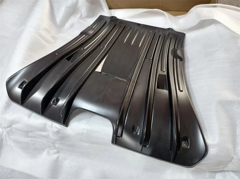 911 992 Carrera GT3 Style Dry Carbon Fiber Rear Bumper Engine Splash Cover Chassis Protection Plate