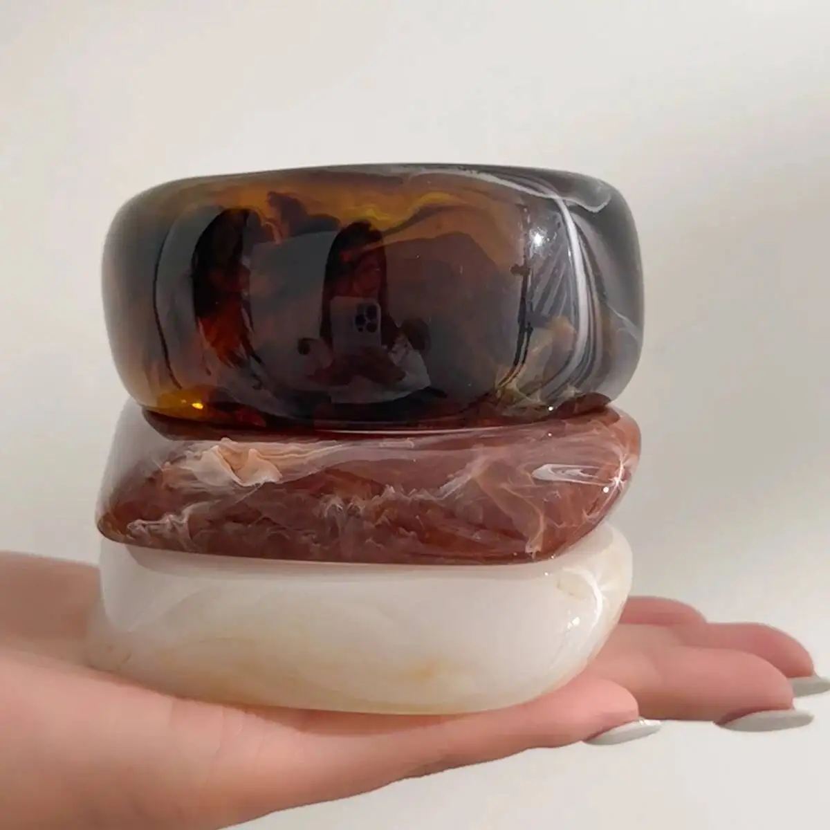 Ingemark 3 أنماط بوهو سميكة الراتنج الاكريليك واسعة الإسورة أساور للنساء الاتجاه الجديد خمر غير النظامية سوار مجوهرات الأزياء