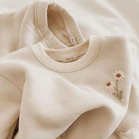 Baby Girls Clothes Set Fleece Embroidery Daisy Pullover Sweatshirt+Jogger Pants Set Girls Boys Tracksuit Toddler Girl Clothes 2