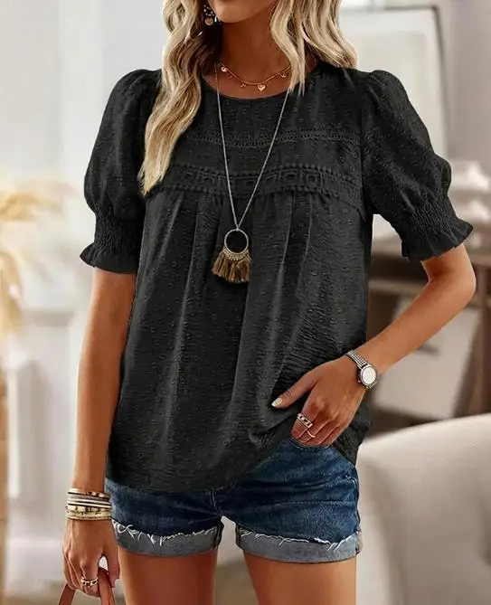 Camisa informal de gasa de verano para mujer con costuras simples de encaje con cuello redondo y diseño de Jacquard hueco, con mangas de burbuja