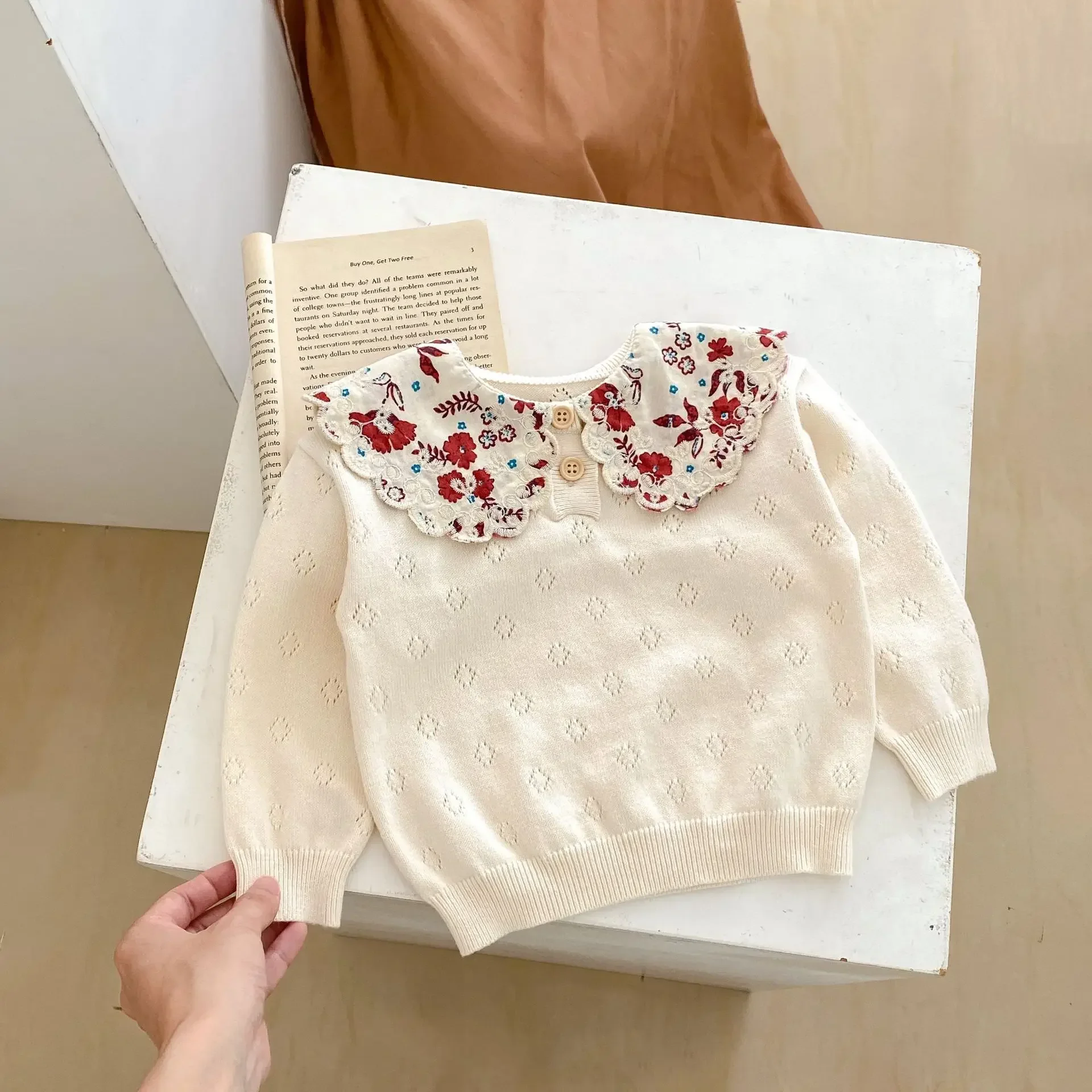 Ins  Autumn Baby Girls Tops Cotton Knitted Lace Floral Collar Long Sleeve Infant Girls Pullovers Toddler Girls Sweaters