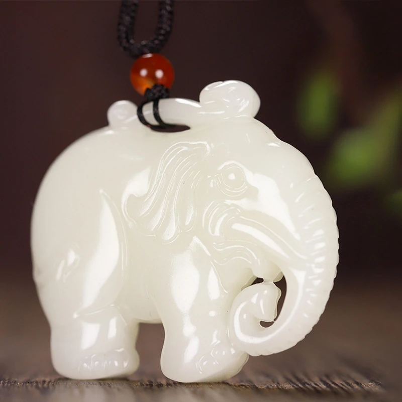 Natural Hotan Jasper Elephant Pendant Green White Jade Auspicious Necklace Hand-carved Men and Women Exquisite Jewelry Mascot