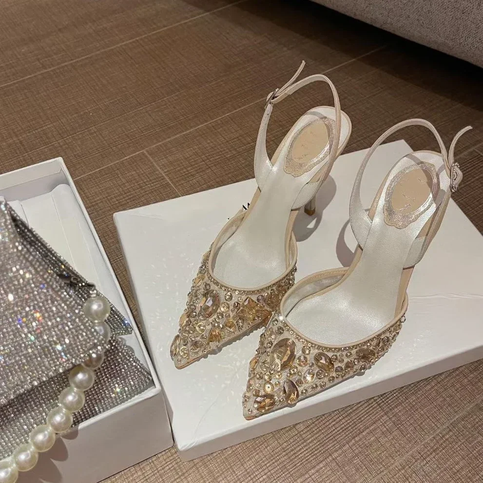 Baotou น้ําเพชรลูกไม้คริสตัลรองเท้าแตะผู้หญิงใหม่รองเท้าส้นสูงรองเท้าแต่งงานเซ็กซี่รองเท้าเดียว