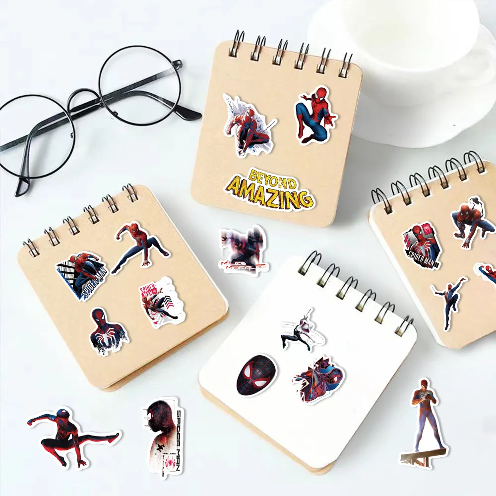 50 個漫画スパイダーマン落書きステッカー装飾ギター荷物 DIY w防水子供文具報酬ステッカー