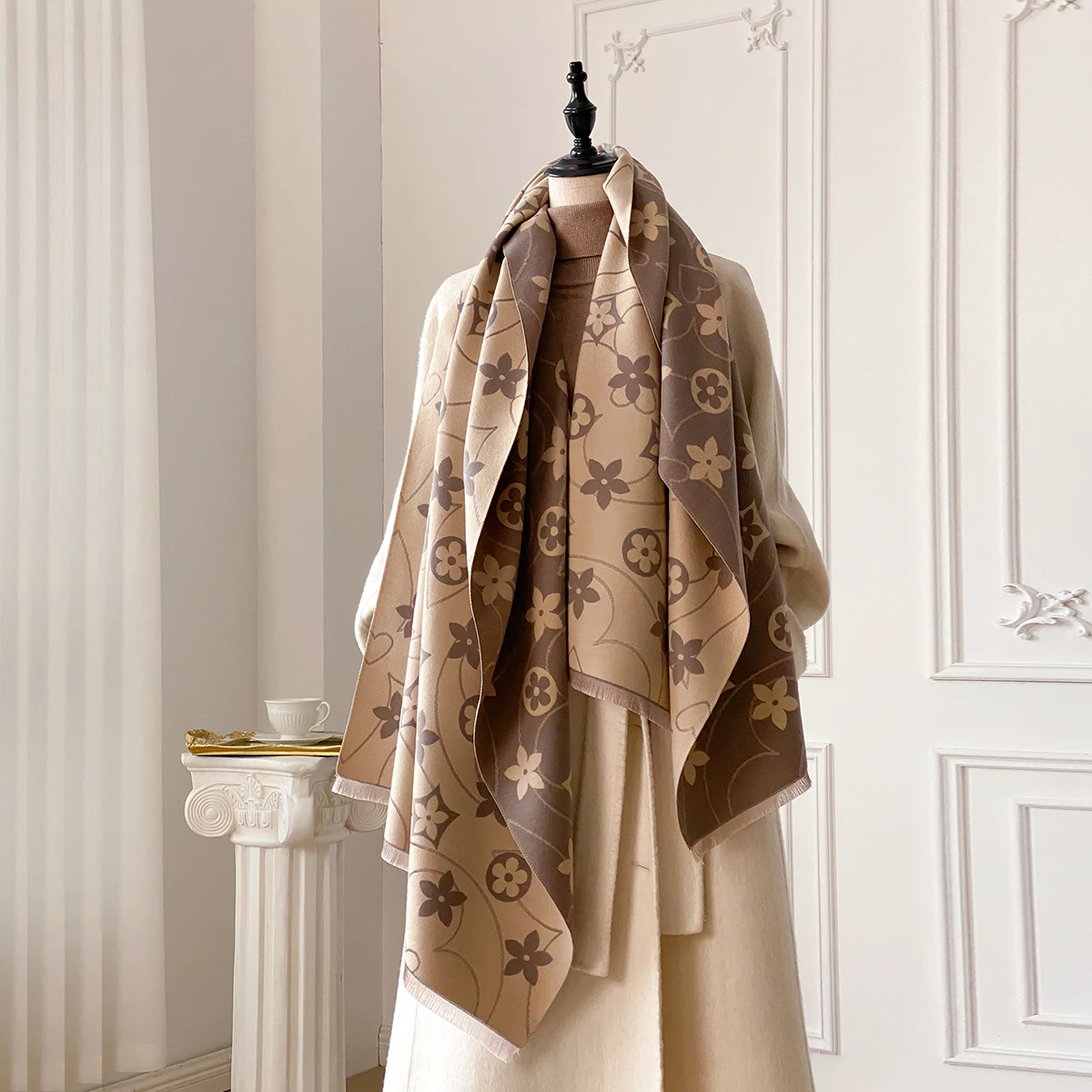 2025 New Luxury Women's Double-Sided Print Pashmina Flower Scarf - Soft Warm Winter Outdoor Cold-Resistant Windproof Shawl