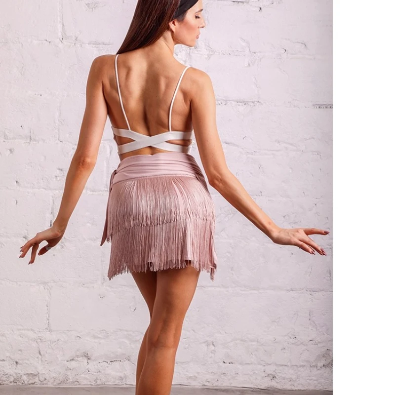 2023 neue Sommer Erwachsene Latin Dance Kleid Anzug für Frauen Halter Top Weste Fransen Kurzen Rock Set Samba Rumba Ausbildung kleidung