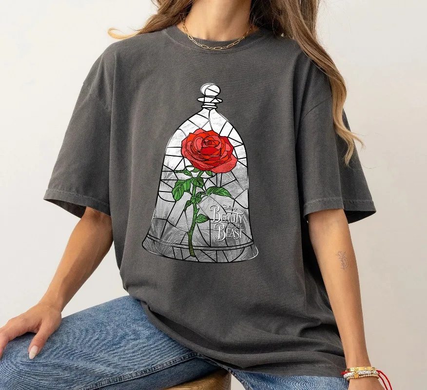 قميص ديزني بيوتي آند ذا بيست من الزجاج الملون المسحور بالورد، قميص ديزني لاند العائلي المطابق، تي شيرت مملكة سحرية #2