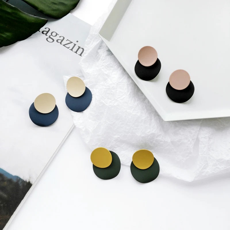 Geometrical irregular earrings elegant Circular earrings and collars Temperament is contracted earrings earrings female