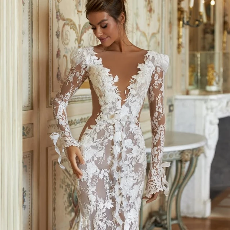 

Customized simple white Ball Gown Royal Wedding Dresses Lace applique 3D flower Long tail Long sleeves Made Robe De