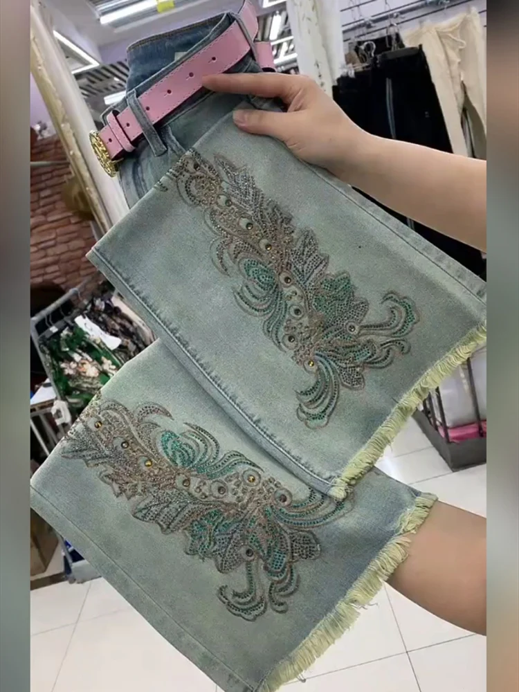 

Spring 2025 New Denim Flared Pants Women Heavy Industry Diamond-encrusted Pants Loose Hollow Trousers Vintage Women Jeans