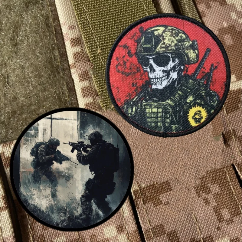 Tactical Soldier Morale Badge Patch Red Skull Armband Hook and Loop Military Patches Outdoor Backpack Hat Accessories Stickers