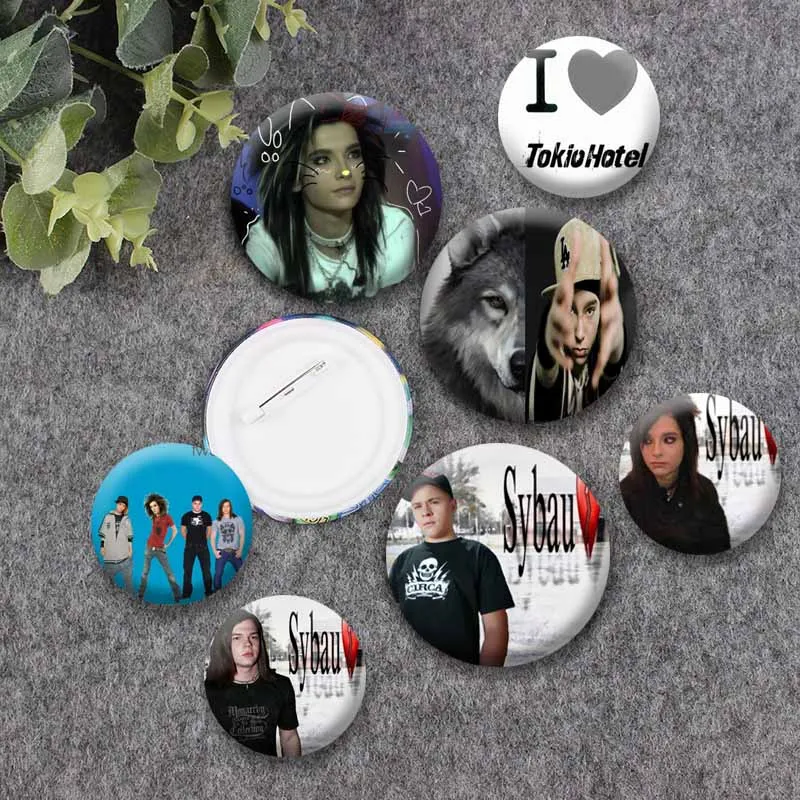 Pop Singer Bill Kaulitz Tom Kaulitz Button Pin Rock Band Tokio Hotel Badge Brooch on Backpack Hat Decoration Jewelry Accessories