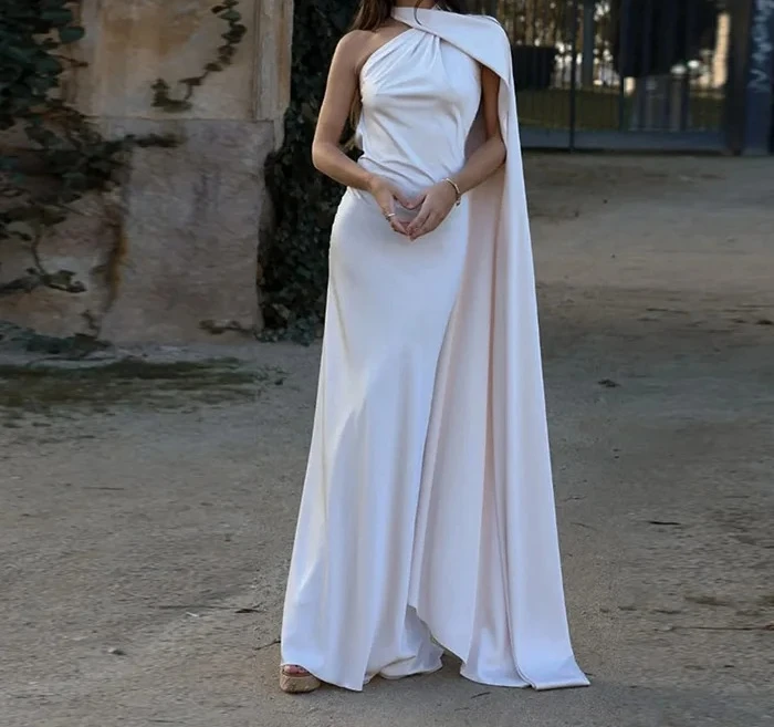 2025 가을 여름 여성 솔리드 이브닝 가운 우아한 리본 새틴 롱 파티 드레스 여성 홀터 슬리브리스 백리스 맥시 드레스