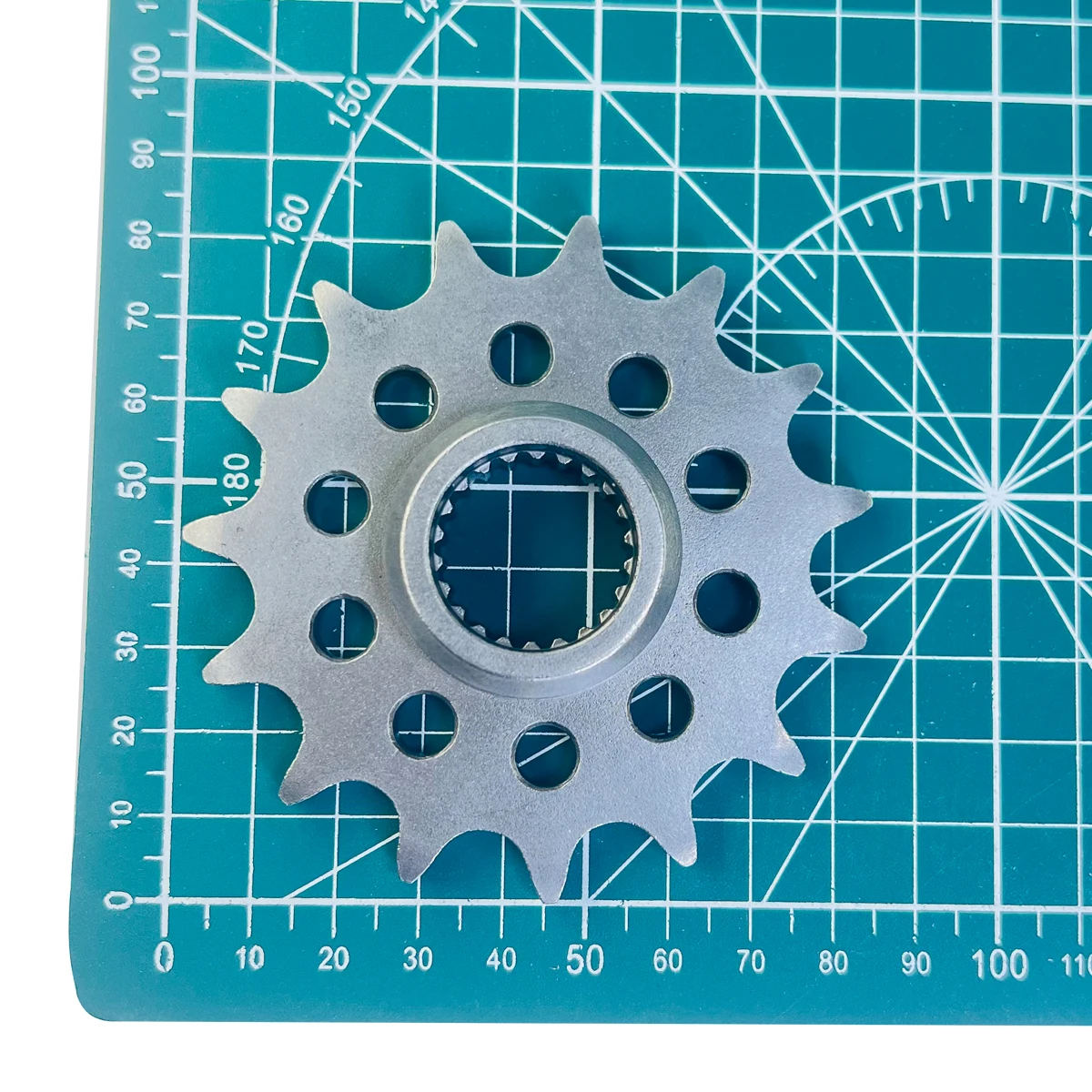 

520 16T Motorcycle Front Sprocket For Yamaha XJ600 S SC XJ600S XJ600N 1992-2003 XJR400 XJR400R XJR400S 1993-2008
