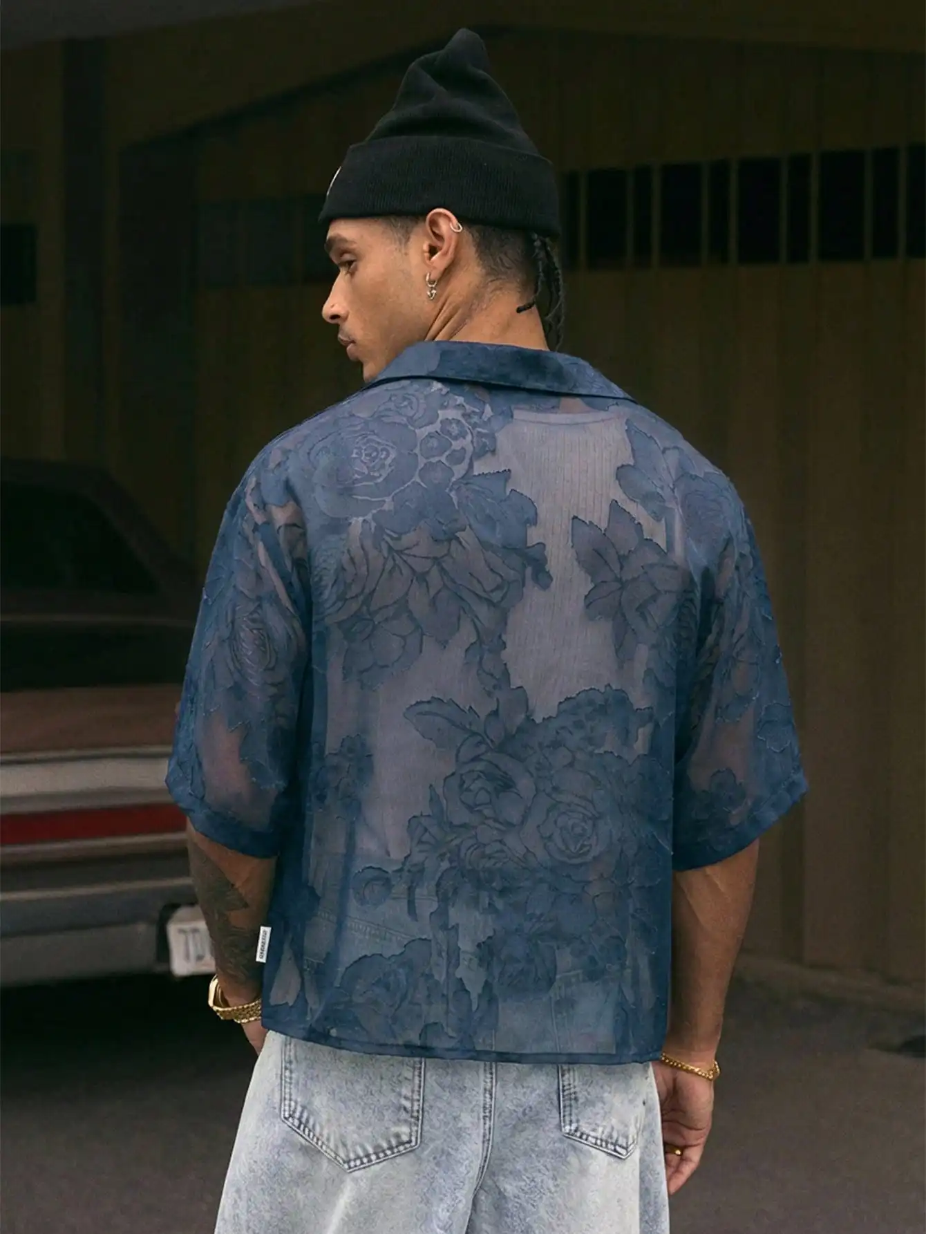 

Men's Loose Short Sleeve Shirt With Turn-Down Collar Cropped Hem Floral Sheer Fabric