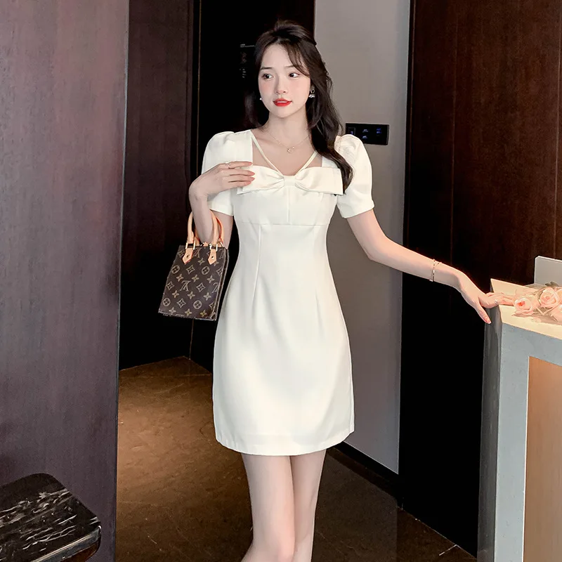 

Sexy Off-the-Shoulder French Short Skirt for Ladies Temperament Slim Design Feeling Small Bubble Sleeve New Style Summer 2023