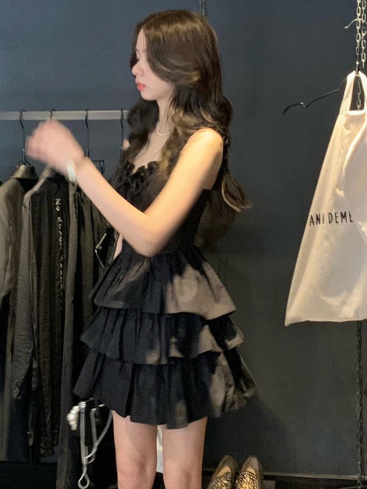 Abito camis nero senza maniche da donna Abito francese con fiocco dolce con lacci Abito da torta sottile Sexy con spalle scoperte Pieghe Abiti da festa Nuovo