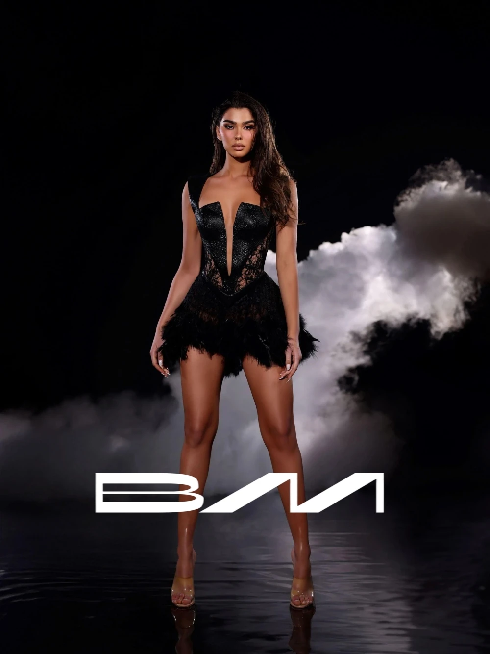 

Black Sexy Deep V Neckline Mini Evening Dress Feathered Lace Stunning Tank Sleeves Cocktail Gown Customized For Homecoming Party