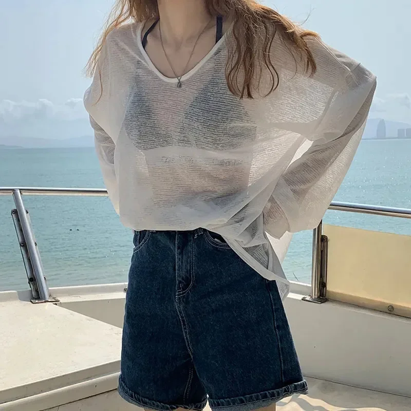 

Summer V-neck Sunscreen Pullover Women Casual Loose Thin Long Sleeve White T Shirt Female Outdoor See Through Beach Tops