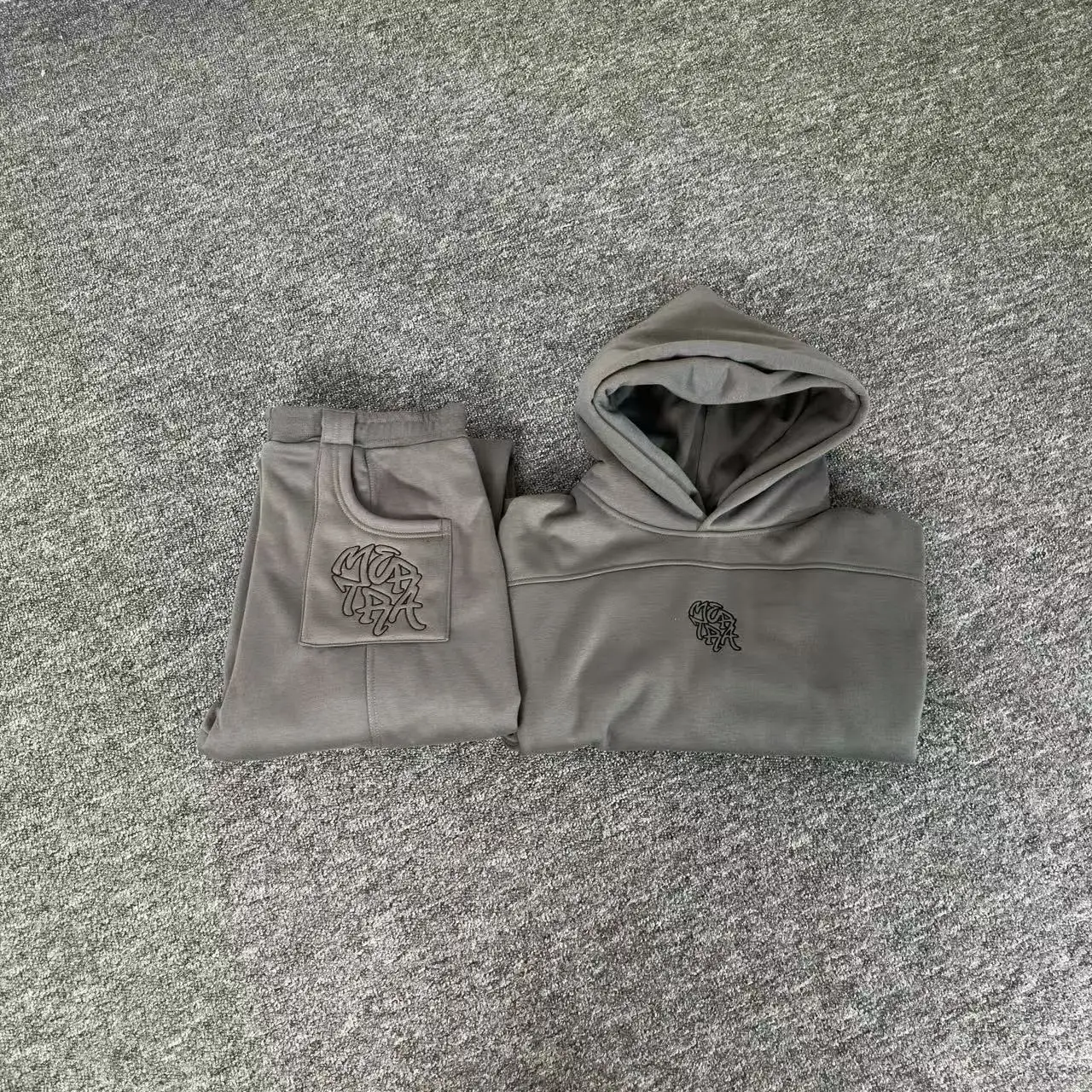 

25ss High Quality Mertra Casual Pants Embroidery Clothes Men Women Winter Autumn Casual Style Loose 1:1 Hooded Pullovers