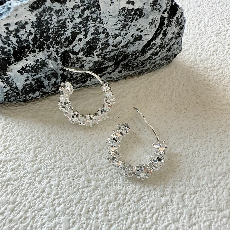 Fashion Circle Earrings New Style Versatile Style Mosquito Incense Plate Ear Clip Ear Hole Free Jewelry Wholesale