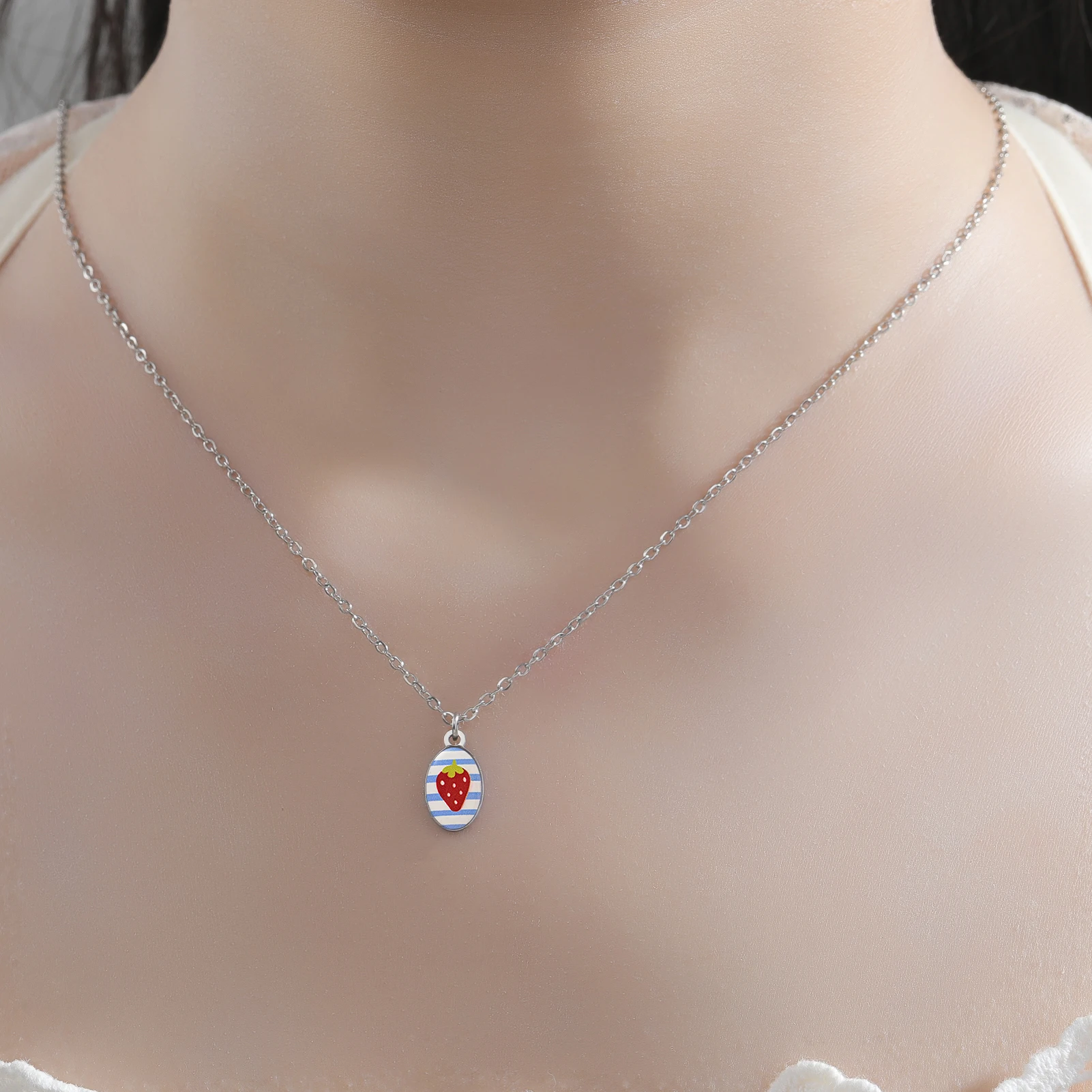 Unift Tiny Enamel Oval Pendant Necklace for Women Fashion Cloud Strawberry Bow Charm Choker Jewelry Party Gifts Wholesale