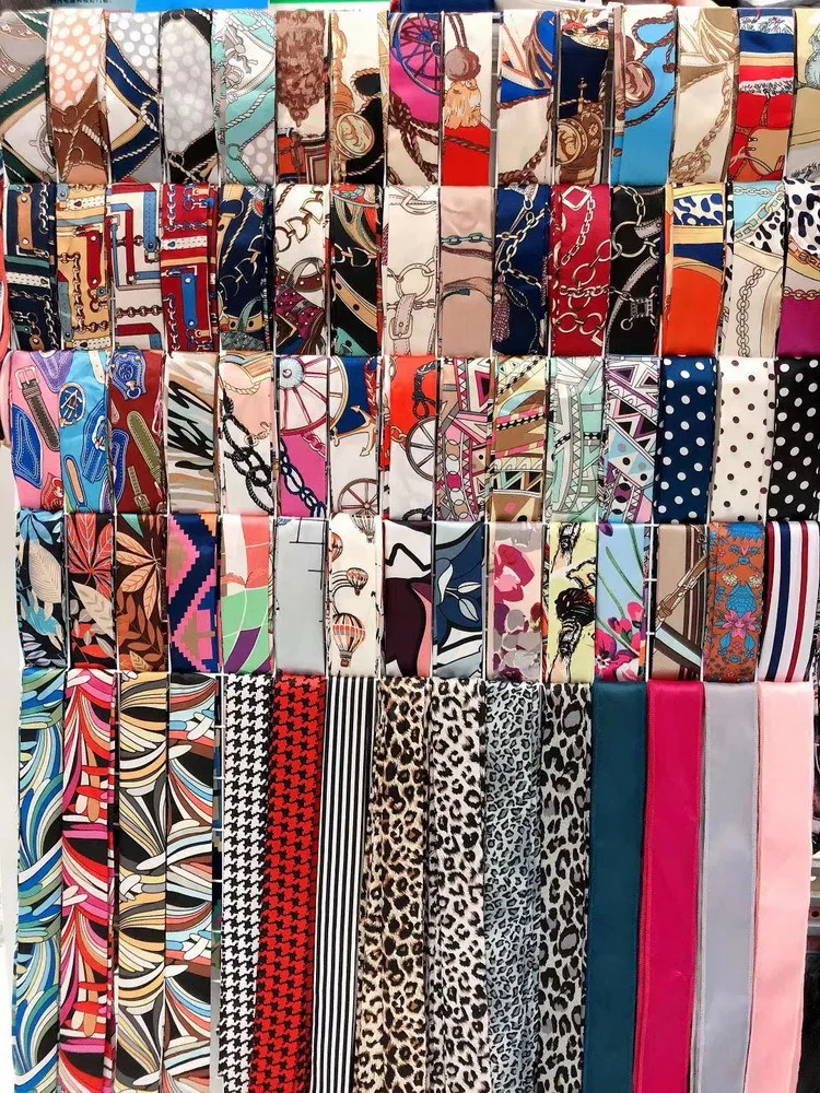 

Women's handbag Bag for Woman of Genuine Leather in Silver Buckle