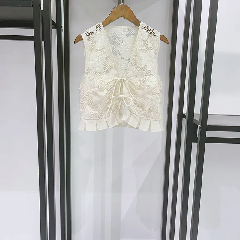 

Withered 2026 Summer Light Luxury Water Soluble Lace Hot Diamond Flower Sleeveless V-neck Lace Strap Top