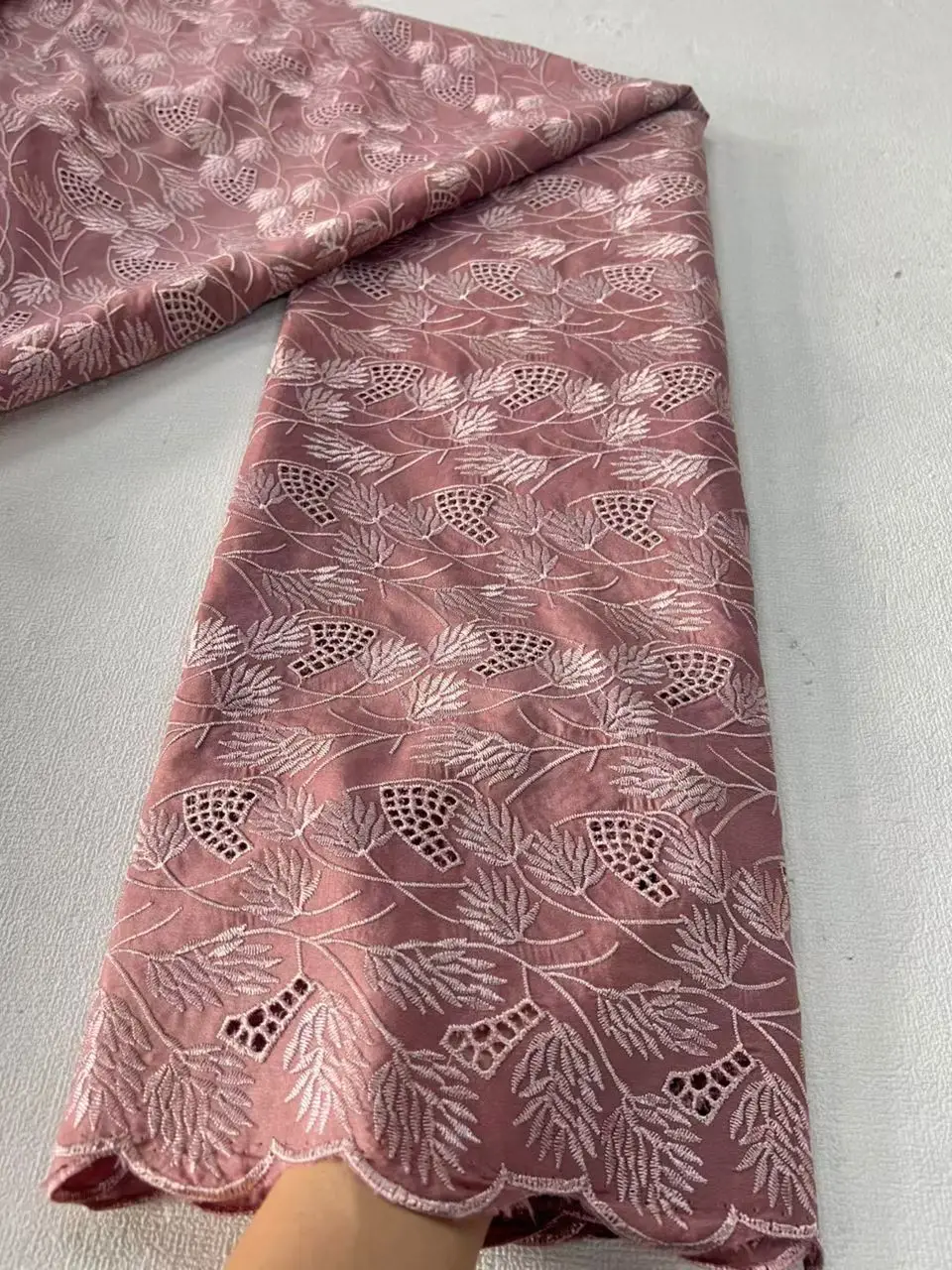 

2026 High-Quality Nigerian Tulle Lace Fabric for Wedding Dress Embroidery Sequins Party Guipure Chiffon Sewing JL552 5Yard