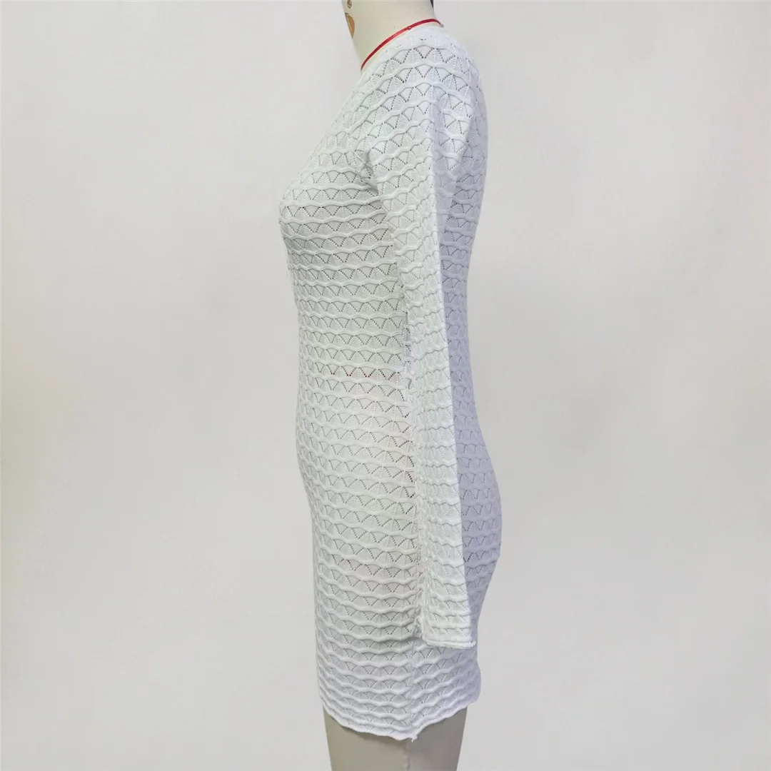 V-Ausschnitt, lange Ärmel, ausgeschnittenes, gehäkeltes, gestricktes Tunika-Strandkleid, Strandmode, Strandbekleidung, Strand-Cover-up, Damen, V6260 – Detail 8