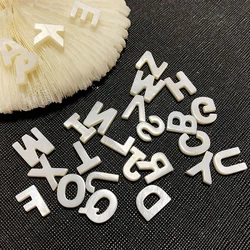 26 Letter Shell Beads Name Natural Mother Of Pearl Shell A-Z Letter Charms Shell Pendant for Jewelry Making Necklace DIY Craft