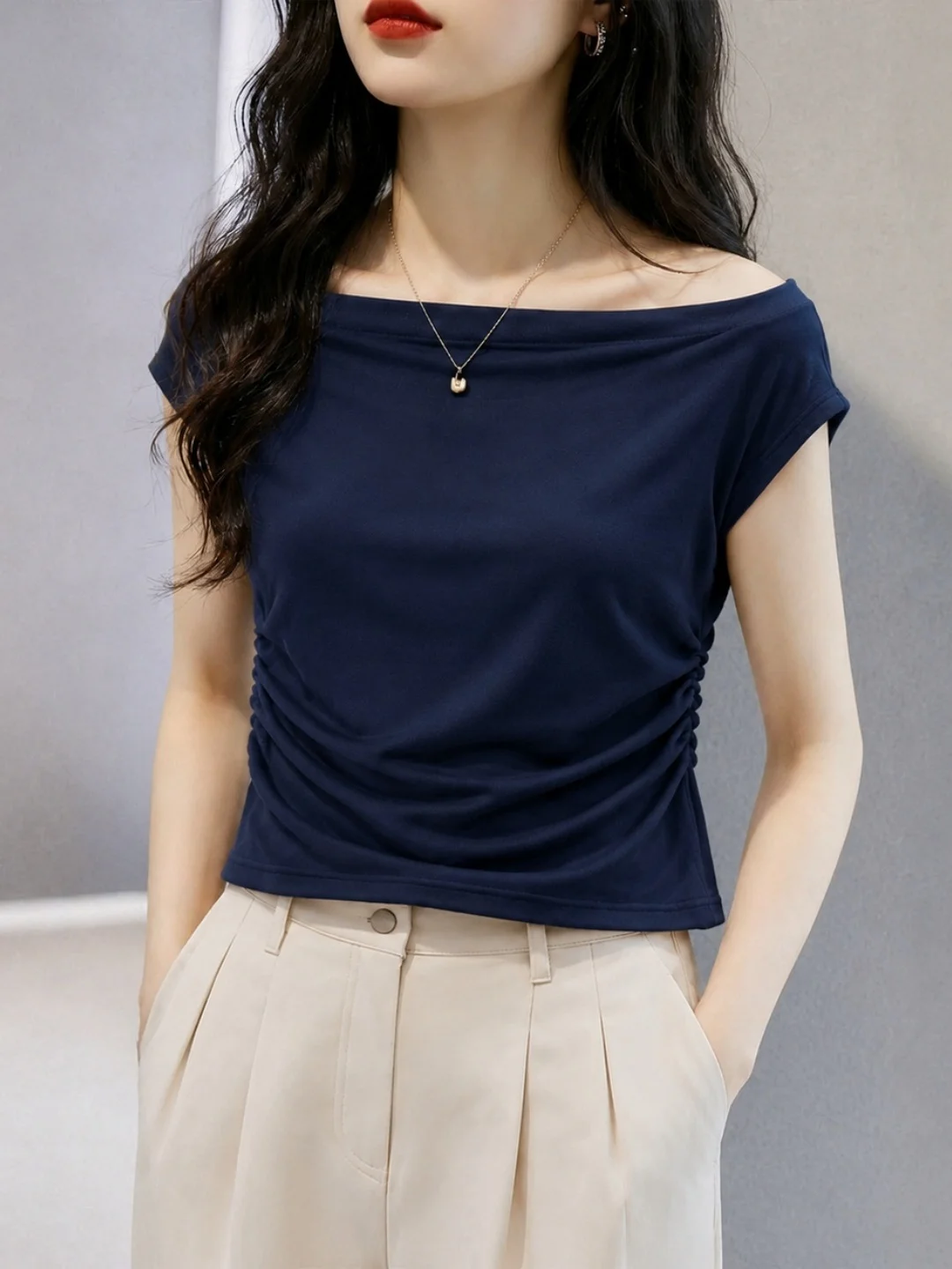 

Summer Casual Versatile Color T-Shirt Overhead Slimming Design Unique Stylish Commute Style Short Sleeve Women's Top