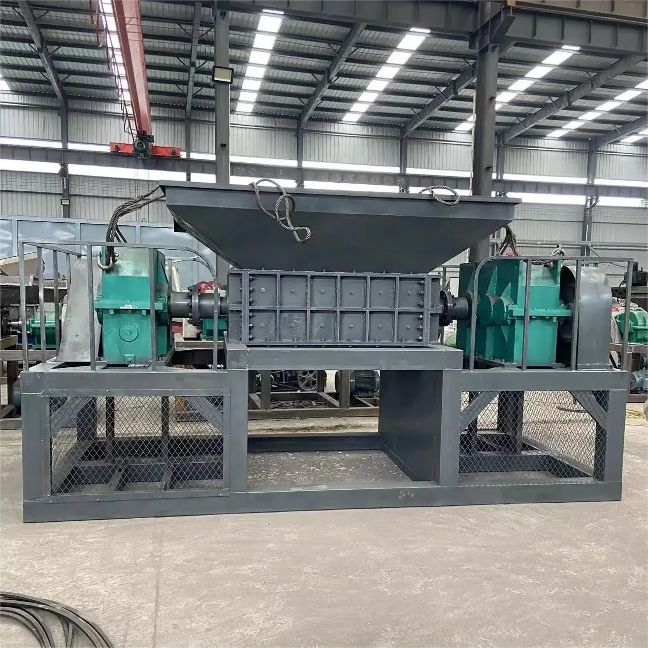 Fully Automatic shredder Tire Recycle Machine Shredder Rubber Waste Tyre Recycling Machine