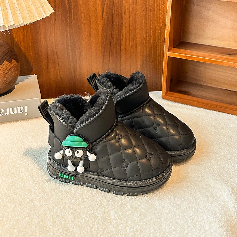 2025 الأطفال أحذية الثلوج سميكة حذاء قطني شتاء دافئ مقاوم للماء الجلود المضادة للانزلاق تصميم بنين بنات دافئ أفخم حذاء طفل