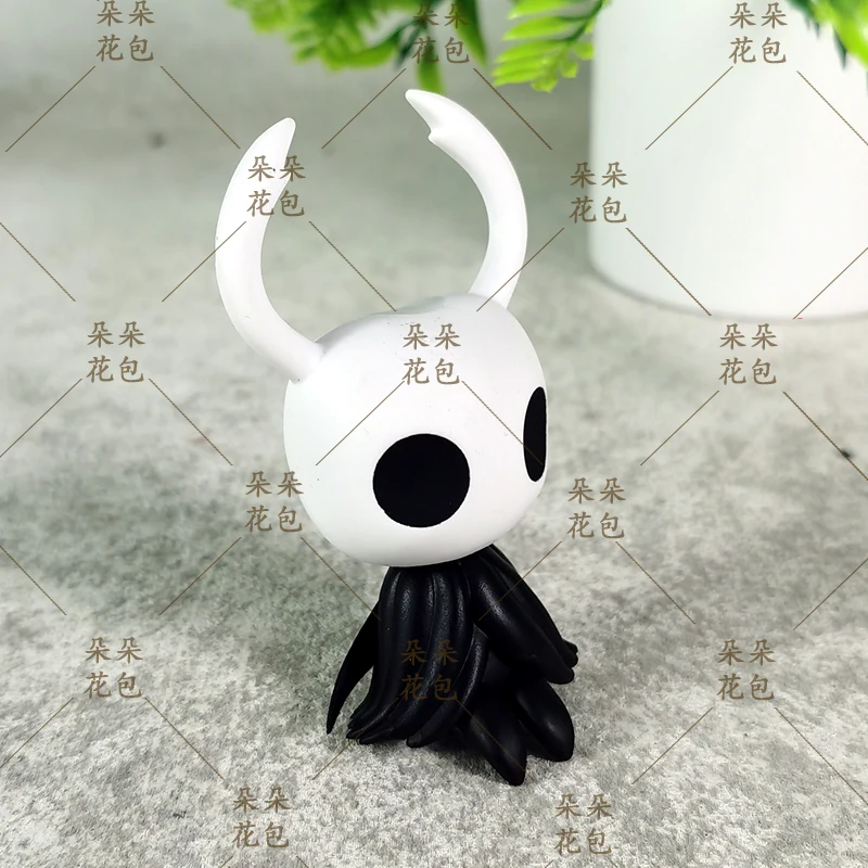 In Voorraad Mini Hollow Knight Zitpositie Kleine Ridder Anime Figuur Pvc Collectie Standbeeld Model Ornament Speelgoed Kerstcadeau