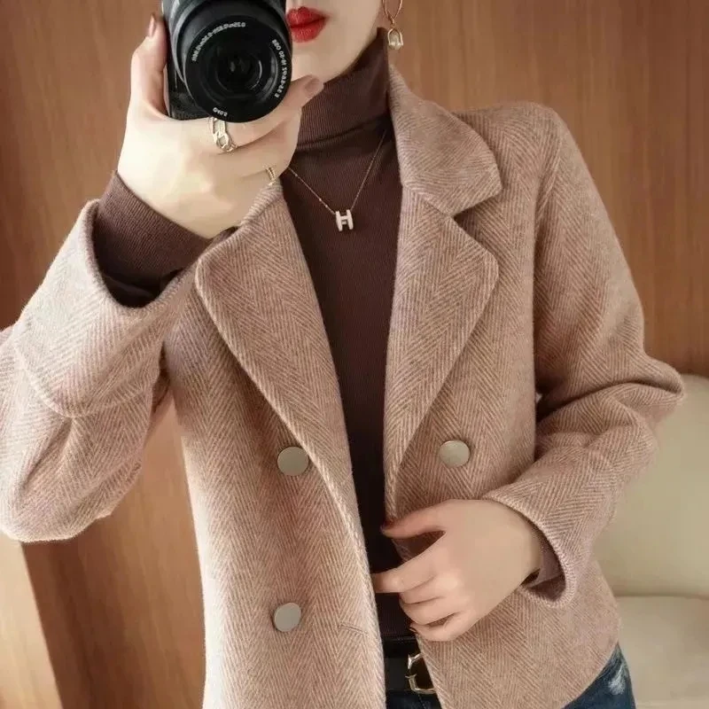 Women's Short Woolen Coat 2024 Autumn Winter Long Sleeve Solid Ladies Wool Coat Double Breasted Korean Version Lady Outerwear