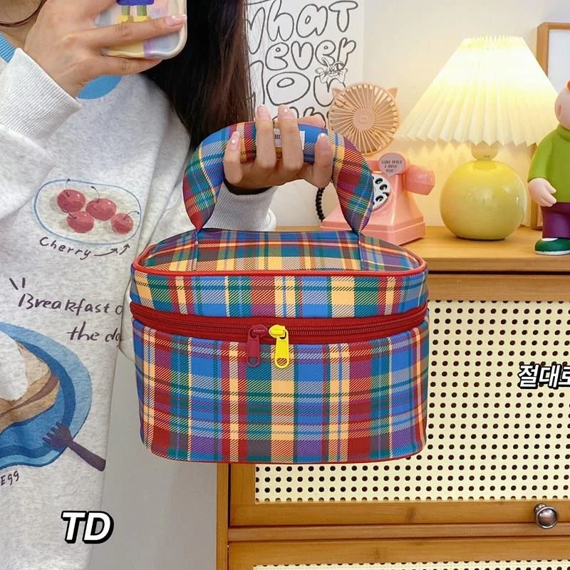 

Original Portable Large Capacity Retro Plaid Makeup Bag Multi-Layer Travel Outing Wash Bag Women's Fashionable Storage Bag