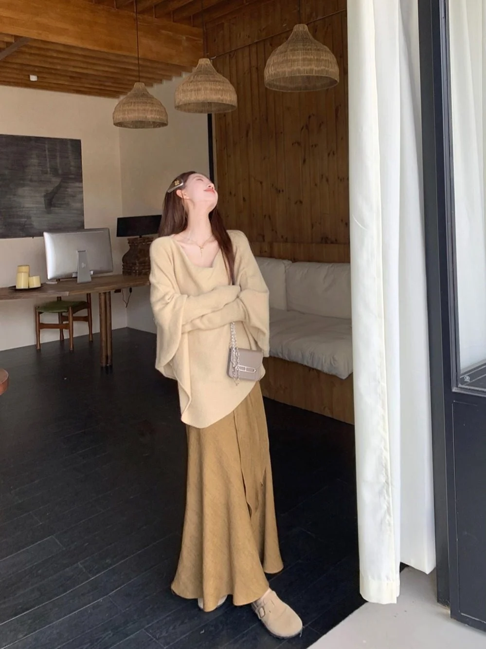 

Женский весенний модный вязаный свитер с рукавами «летучая мышь», длинными рукавами, свободного кроя, с V-образным вырезом, и юбка — комплект из двух предметов