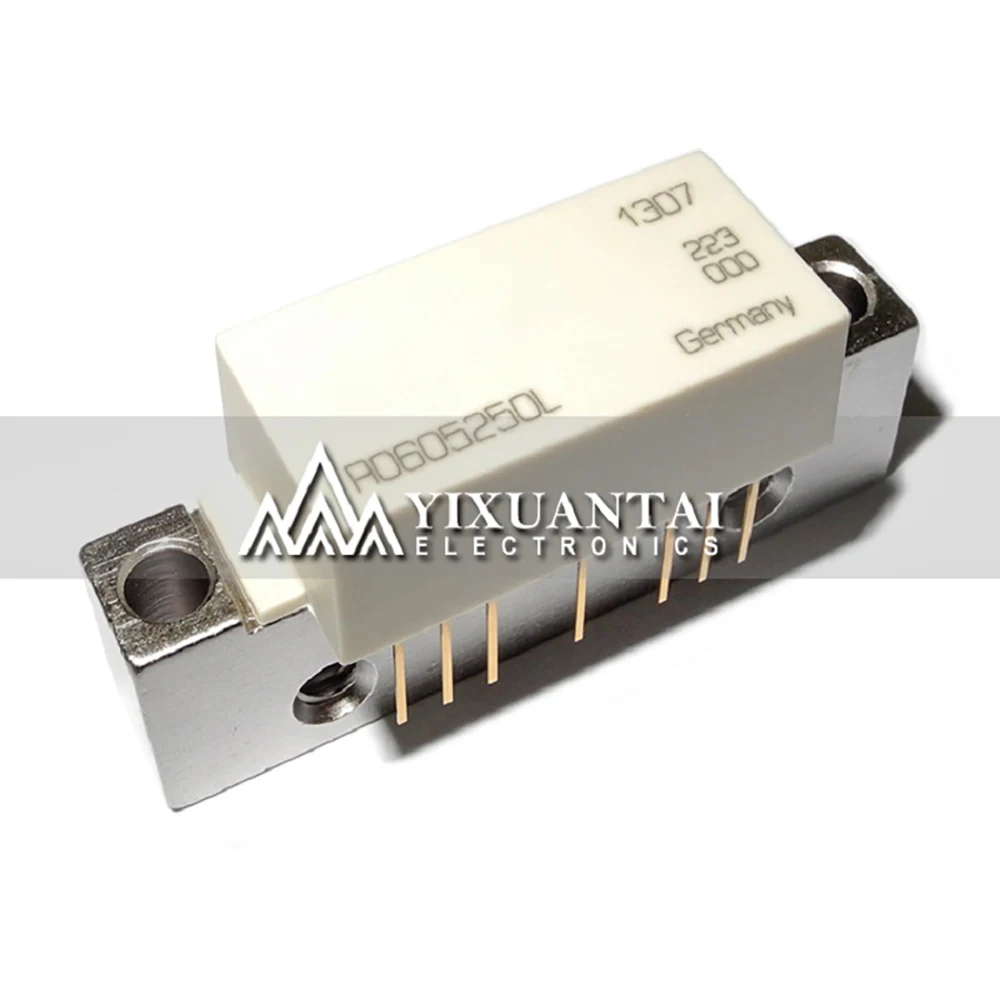 Free shipping  origina    RA03M8894M-101    RA03M8894M     R0605250L     R5F61527FPV