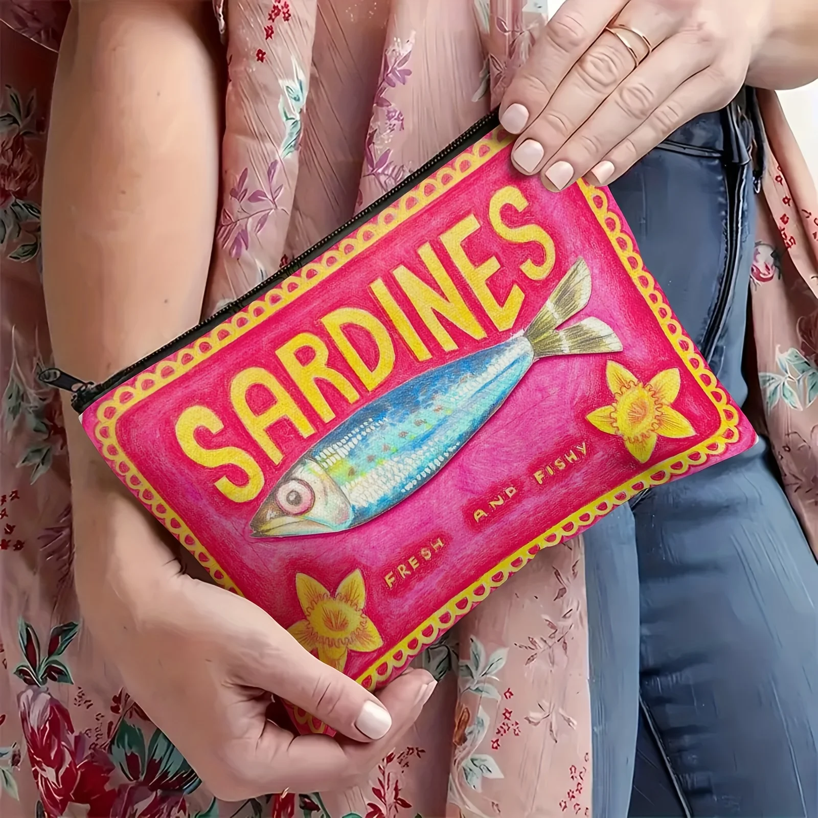 Vibrant Retro Sardines Makeup Bag-Durable, Fade-Resistant Zipper Pouch With Playful Fish Design
