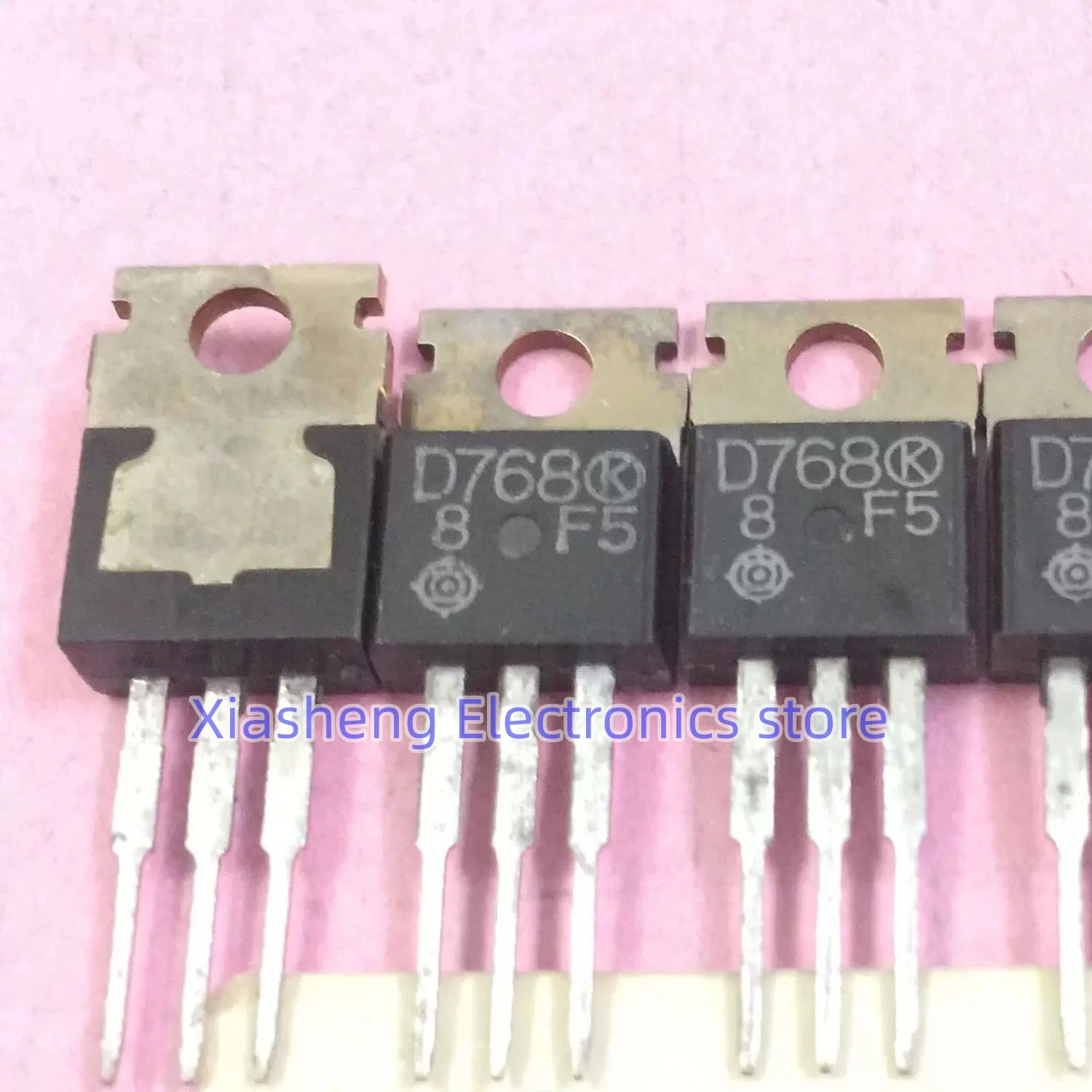

New Original 10Pcs 2SD768 D768 TO-220 Transistor In Stock Good Quality