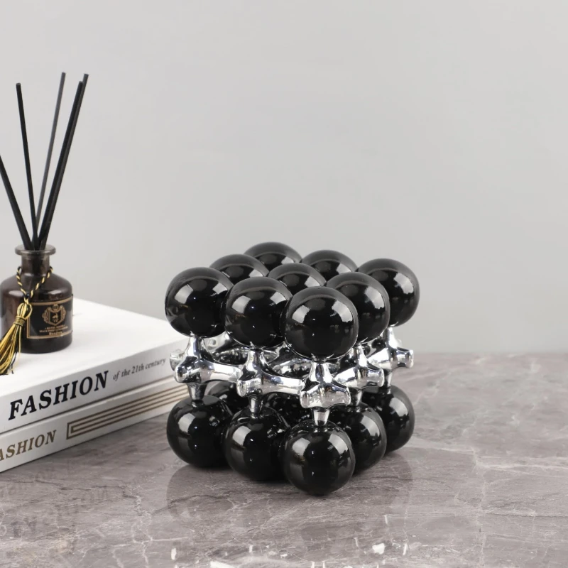 Geometric-shaped Cubic-shaped Bead Ornaments in The Form of Spheres, Suitable for Home Decoration and Tabletop Art Display.
