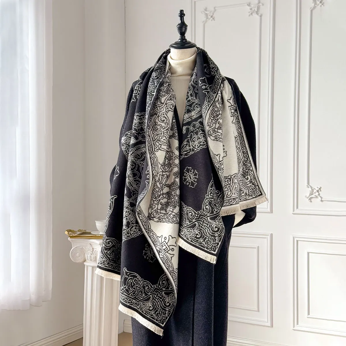 

Новый бренд, зимнее теплое кашемировое пончо, шаль, шарф, роскошный принт, толстые накидки из пашмины, Bufanda, повседневный хиджаб, палантины Echarpe