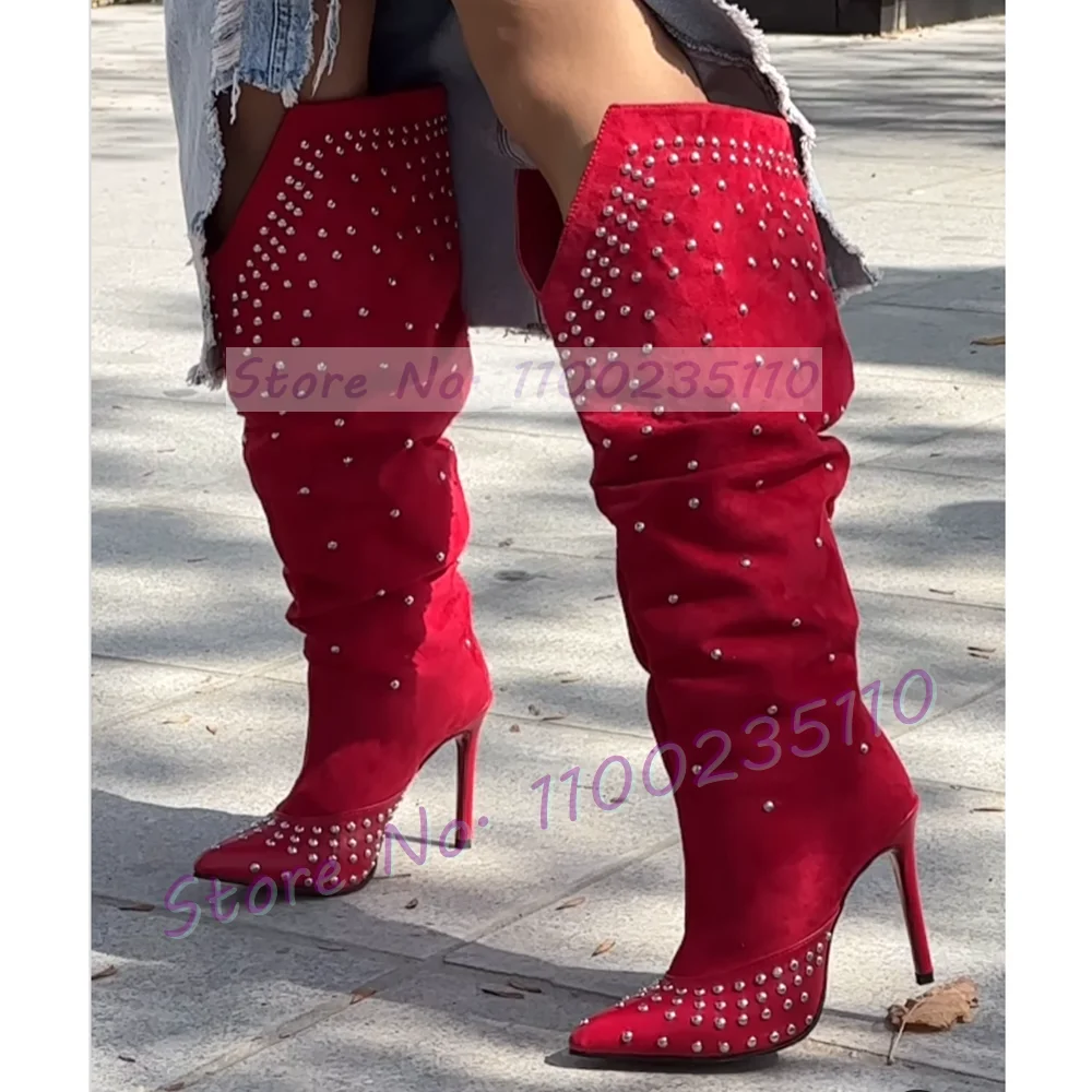 Botas hasta la rodilla con remaches aterciopelados rojos para mujer, zapatos de vestir de tacón alto fino con punta puntiaguda, botas elegantes con tachuelas