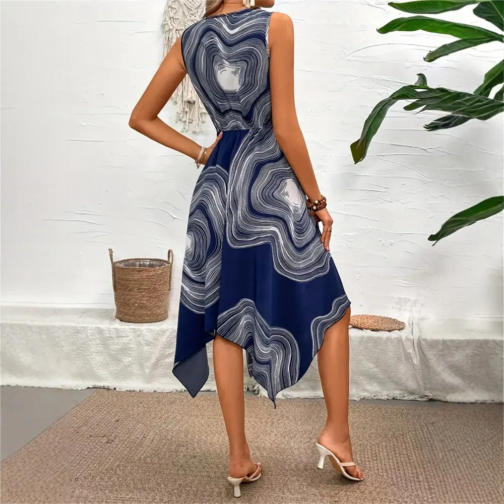 เดรสลายพิมพ์สไตล์โบฮีเมียนสำหรับผู้หญิง ชุดเดรสยาวปานกลางสำหรับฤดูร้อน ผูกคอ คอวี ชายกระโปรงไม่สม่ำเสมอ ชุดเดรสชายหาด แขนกุด สไตล์ลำลอง สำหรับวันหยุดพักผ่อน ลายวนเวียน