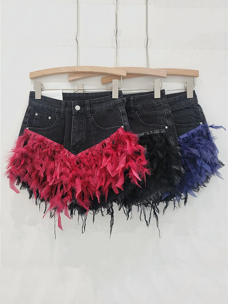 DEAT Trendy Women\'s Spliced Feather Design Denim Shorts 2024 Summer Fashion New High Waist A-line Short Pants Female 33A1842